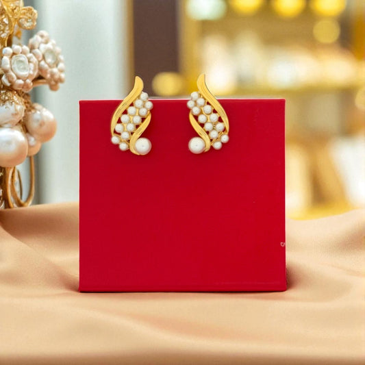 Royal Pearl Studs